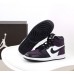 Кросівки Nike Air Jordan 1 Retro High Purple Кросівки Nike Air Jordan 1 Retro High Purple